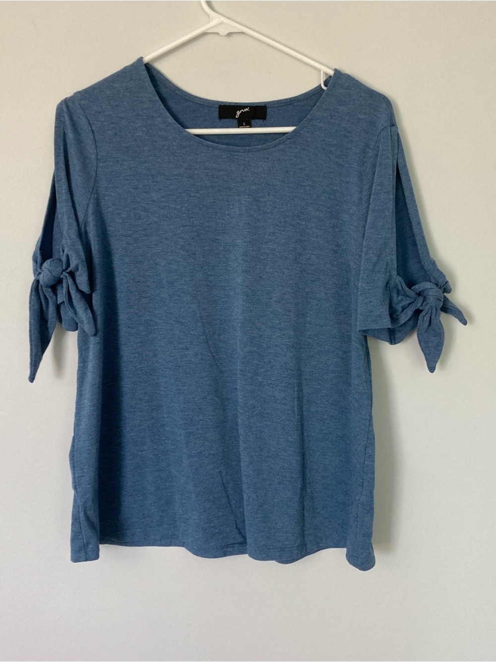 3/$15 Blue Tie Sleeve Tee | GNW | Medium